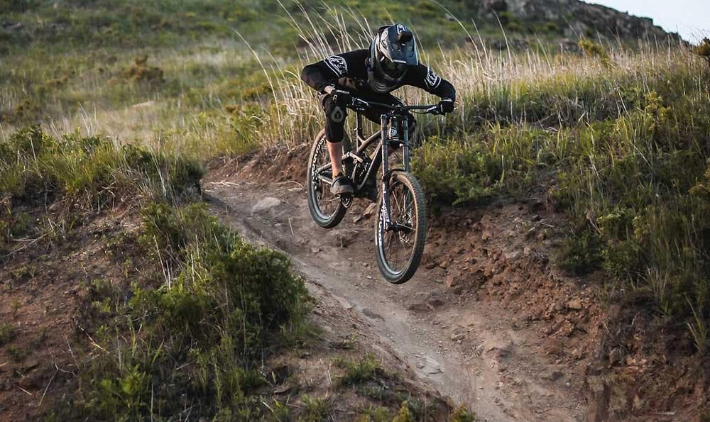 ENDURO山地车和AM区别（ENDURO山地车）