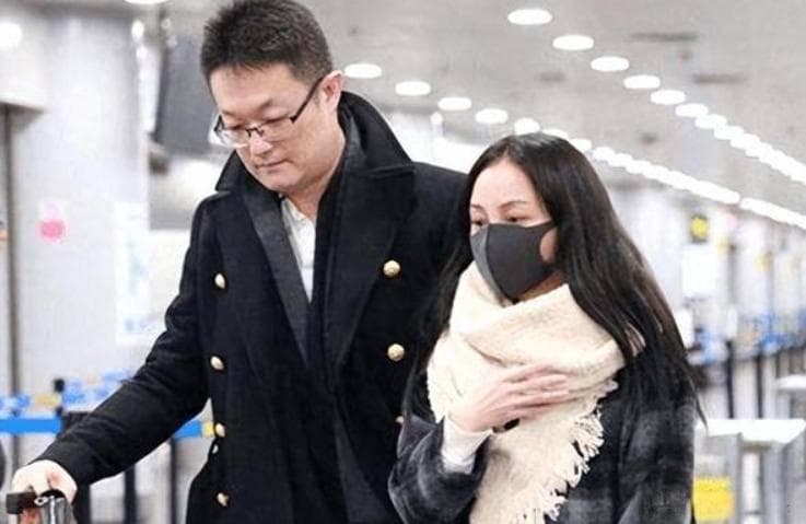 姚笛带儿子逛街被拍，网友热议：周一见后生活