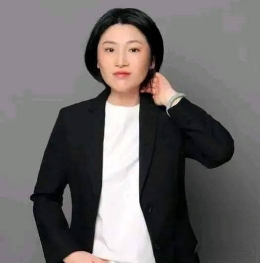 “音乐天才”唐恬10首经典弹唱歌曲（附吉他谱）《孤勇者》《人世间》《如愿》