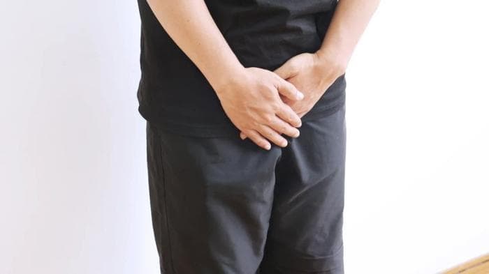 右腹疼痛不适，可能没你想的那么简单，它可能与4种疾病有关