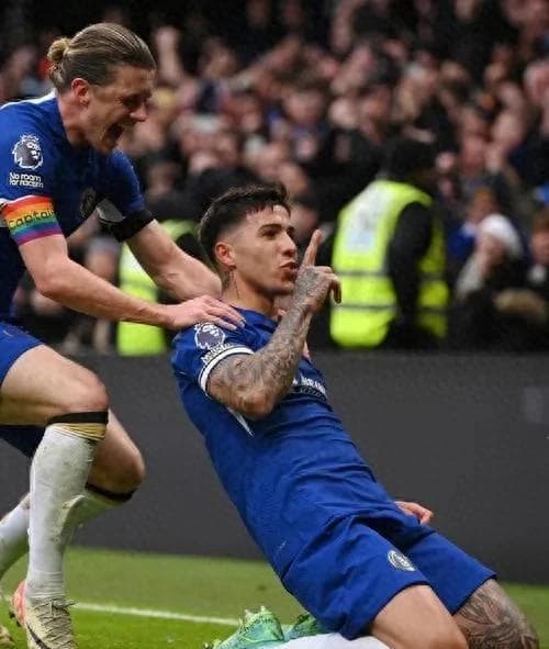 切尔西2-1胜利，争四大战后英超积分榜更新：10亿豪门滑落前四。