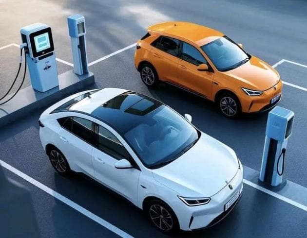 2025年：油车or电车？轻松选对你的出行伙伴