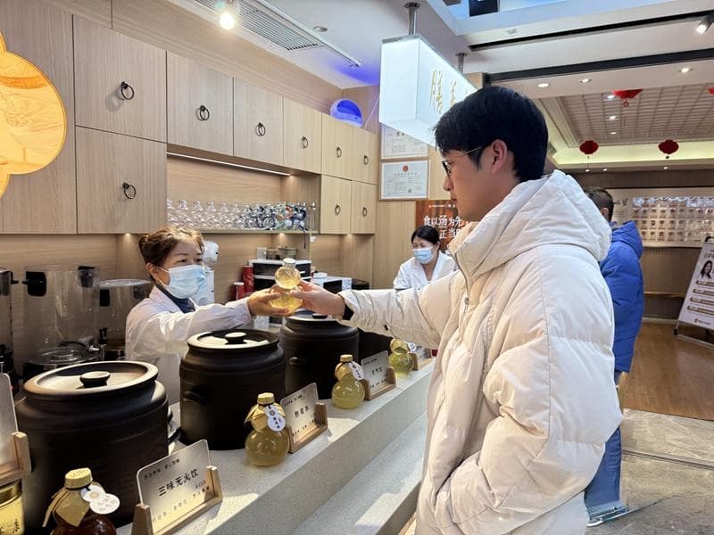榕城上班族利用碎片时间破解节后综合征