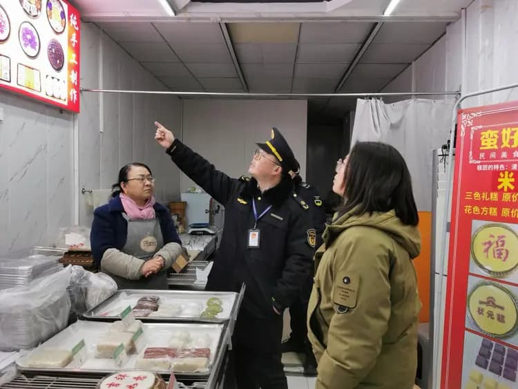 葑溪社区开展商铺消防安全检查