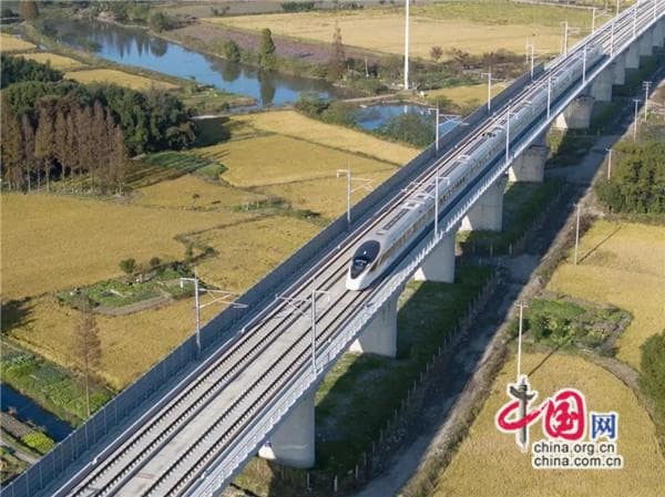 乘着高铁游周庄：一键直达，尽享江南水乡之美