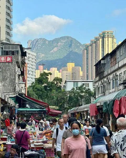 香港牛池湾村新龙城茶楼：传统早茶文化的最后坚守