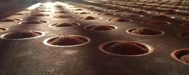 浓香型白酒的窖香到底是什么味道？