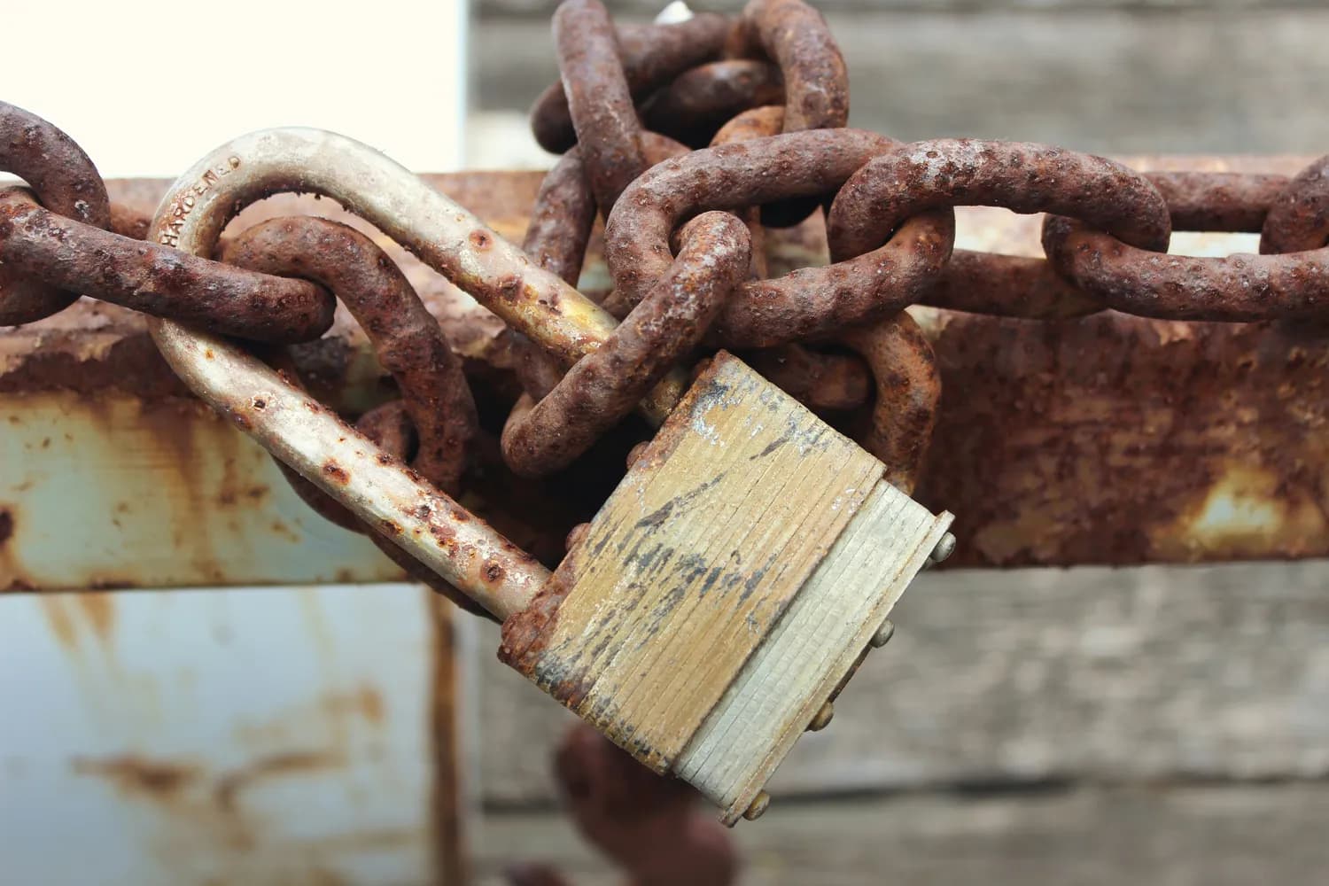 Docker守护进程连接故障：原因分析与解决方案