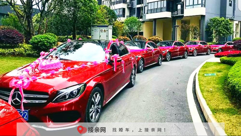结婚车队怎么装饰  婚车的装饰怎么做