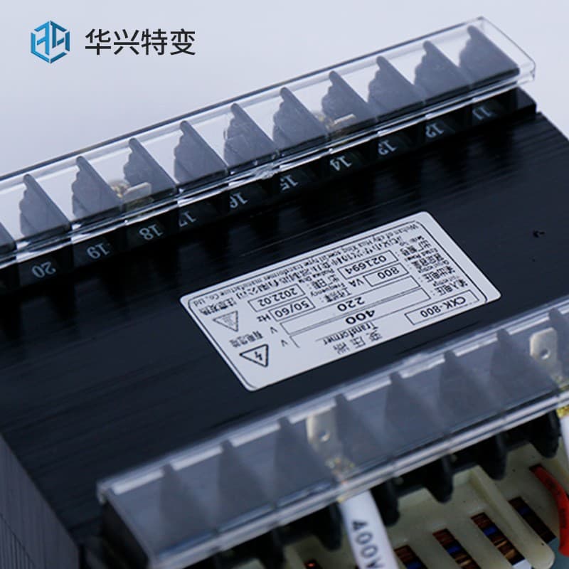 变压器铭牌的奥秘：揭秘额定值的重要性