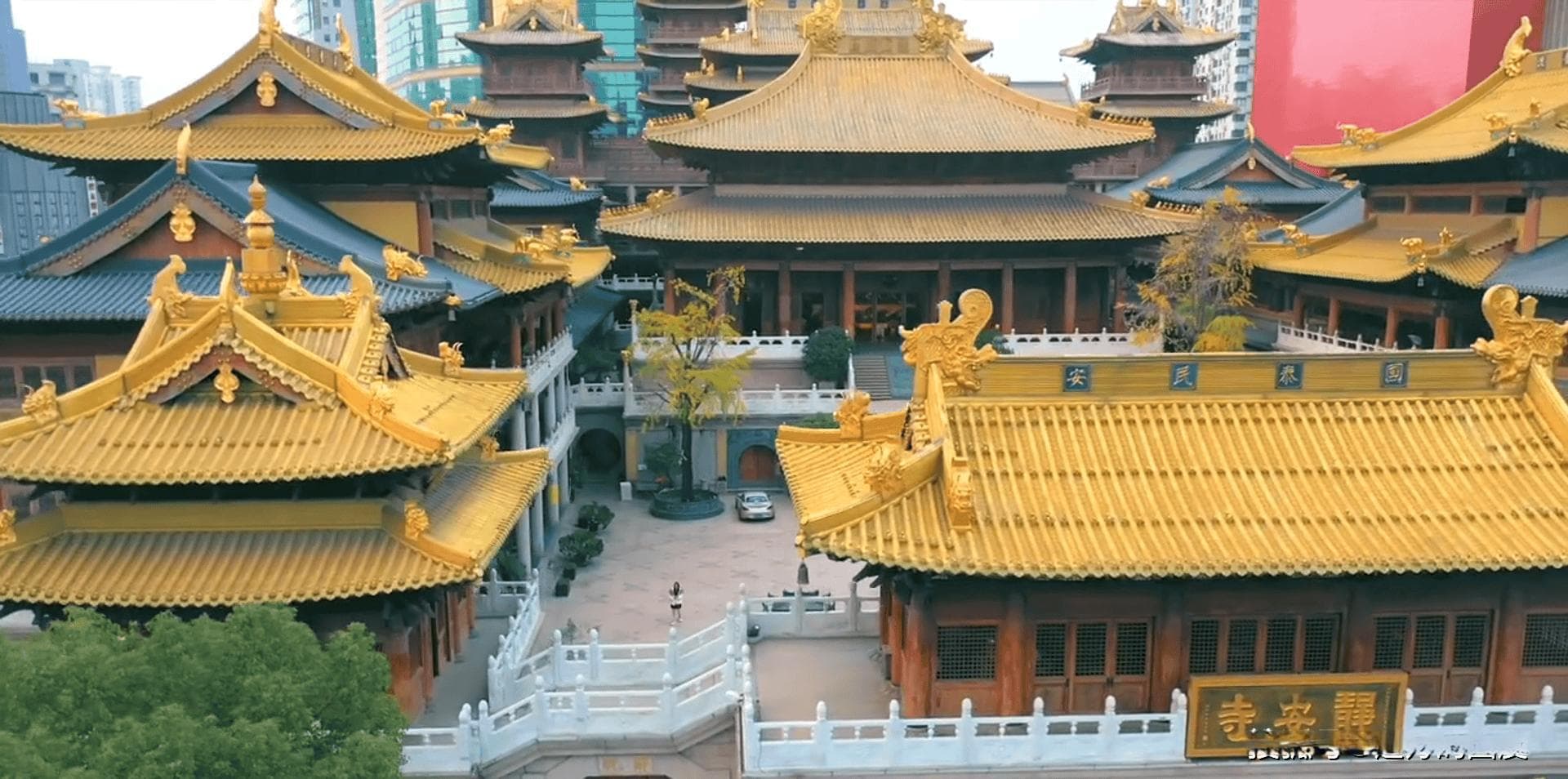 上海静安寺：历史、艺术与都市禅心的交融
