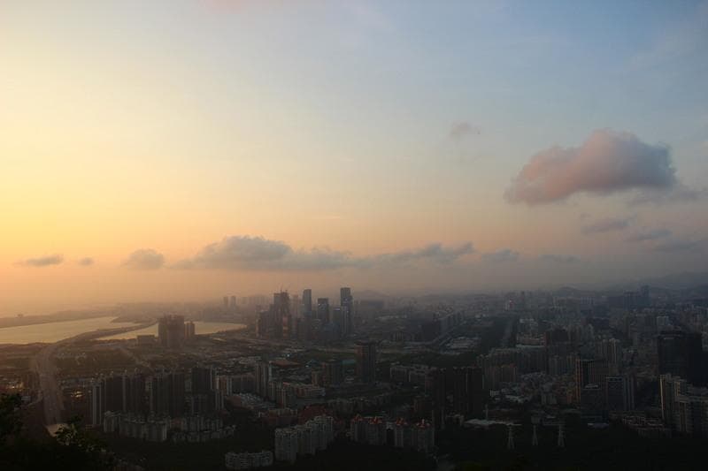 中介卖房流程详解：从挂牌到过户的完整指南