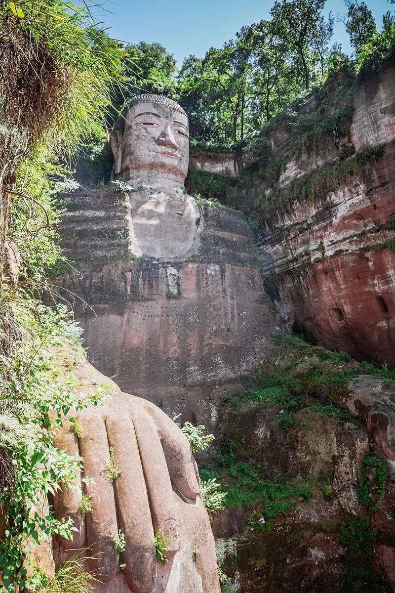 乐山大佛什么时候建造的？穿越千年，一窥乐山大佛的传奇历程！