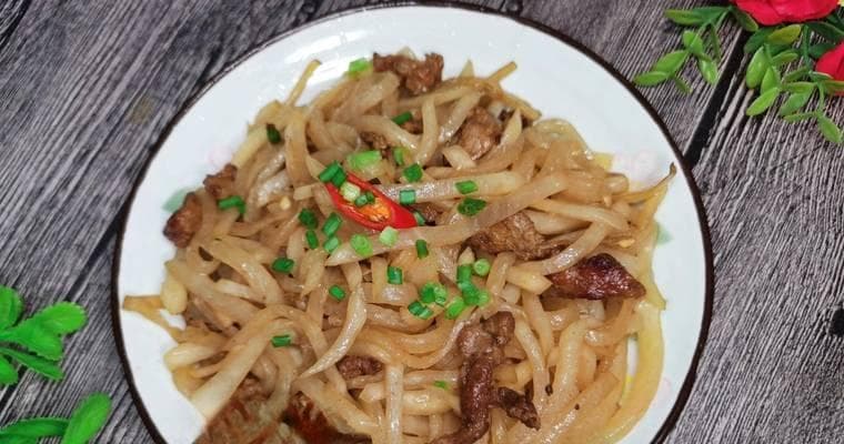 肉炒莲藕萝卜丝的做法（美味又健康）