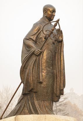 玄奘：唐代高僧的传奇人生与卓越贡献