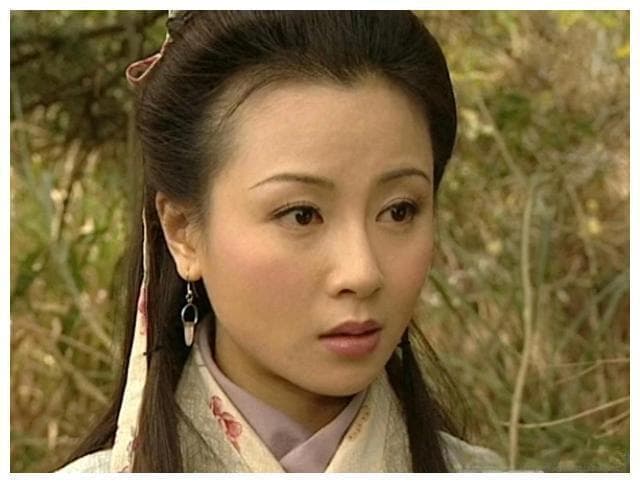 盘点各版本不同的龙族龙女