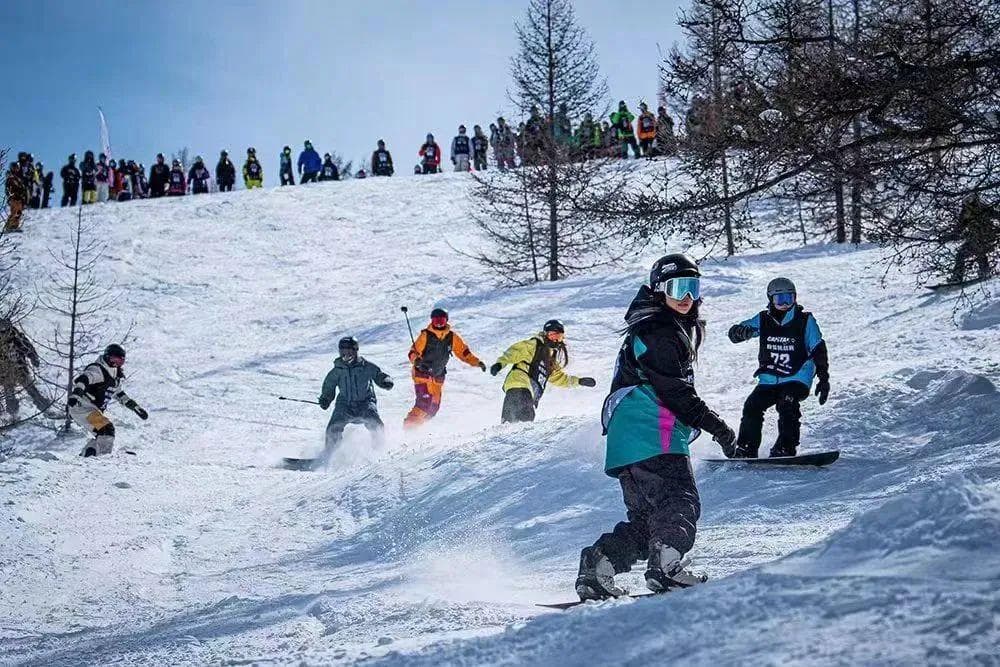 “中国雪都”四大滑雪度假区：雪道与美景并存，风景这边独好！