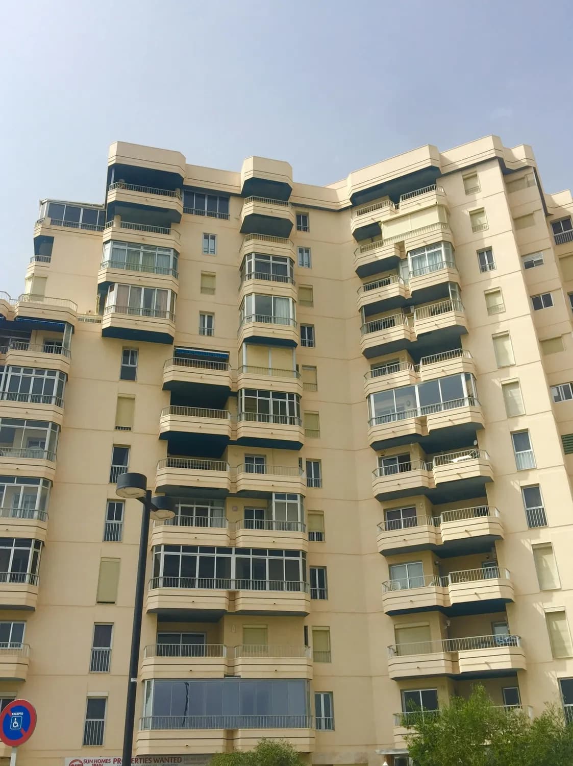 深圳回迁房低价砸盘，你敢买吗？