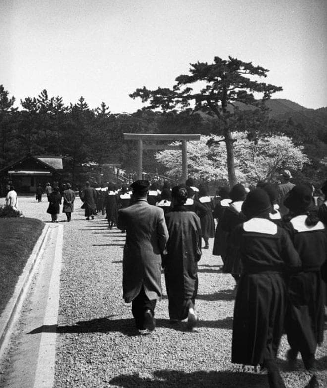 二战期间日本民众对战争的态度和行为