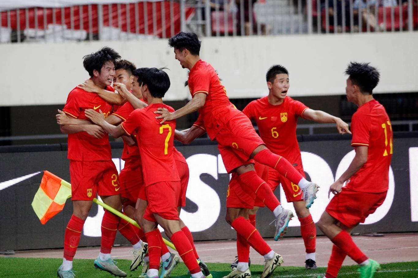 U20亚洲杯揭幕战前瞻：中国男足主场迎战卡塔尔，首战告捷将奠定出线基础