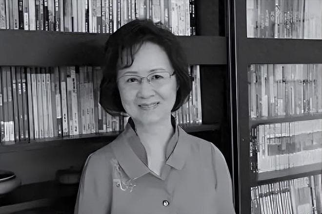 解密琼瑶自杀之谜：从童年阴影到晚年孤独