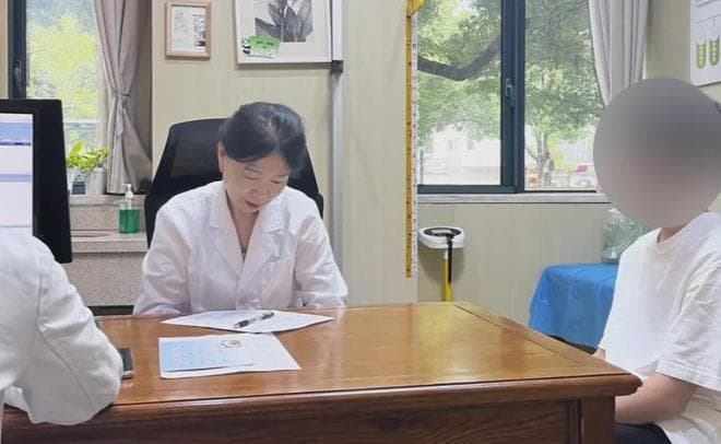 “我恨你们！” 孩子厌学、仇视父母，心理专家教你应对“仇亲期”