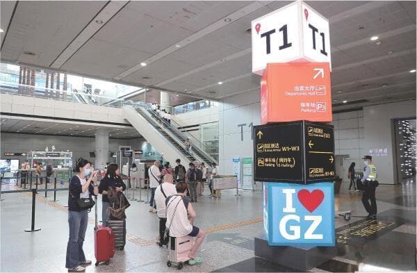 旅客找网约车走冤枉路，广州白云机场已增设指引标牌