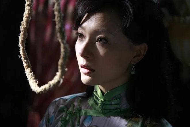 三个角度深入分析张爱玲小说艺术魅力！张爱玲不愧顶级大文豪！