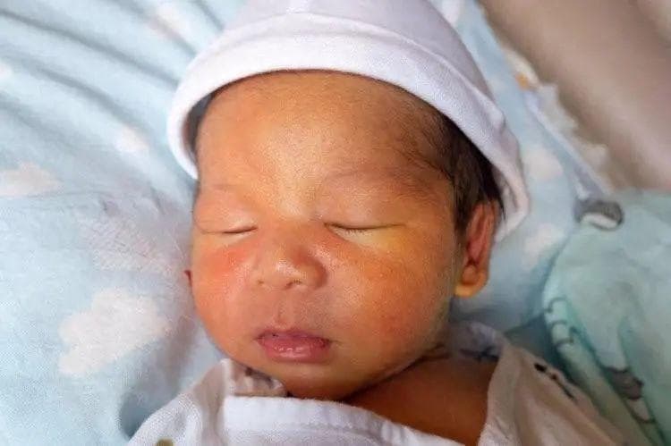 顺产的宝宝，比剖腹产的更健康、更聪明？