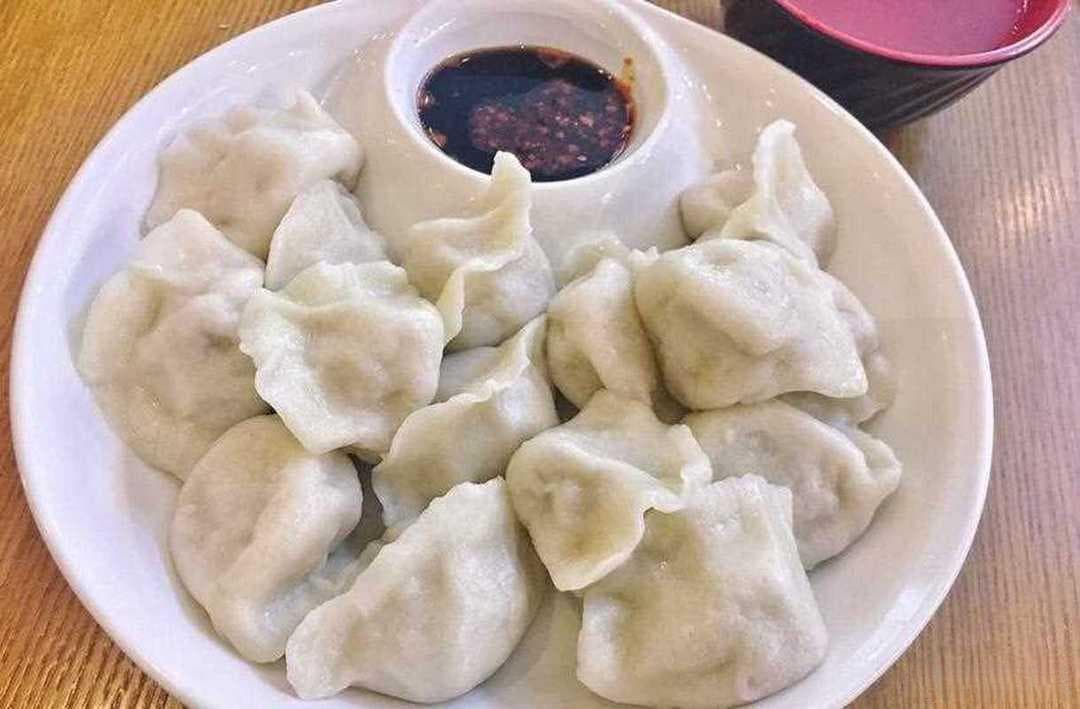 辽宁老边饺子：百年传承的美味佳肴