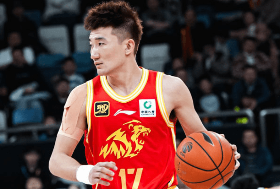 CBA英雄｜孙铭徽数据+战绩双优 广厦真核勇夺第三期榜首