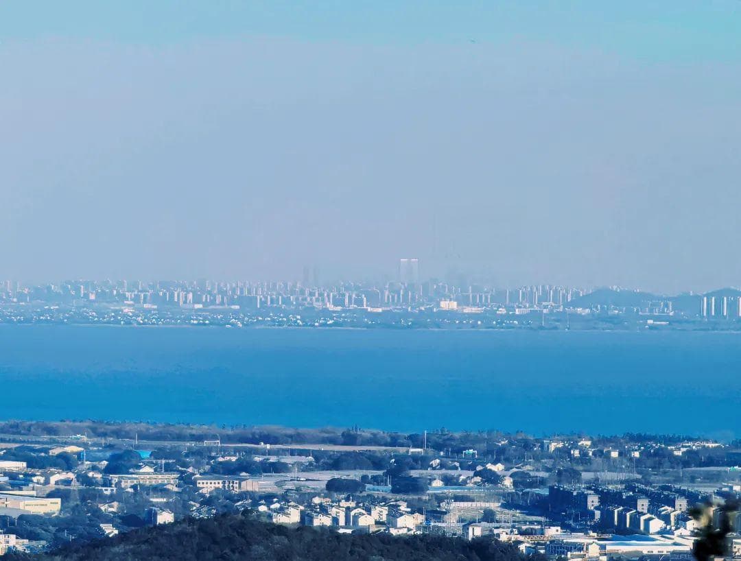 太湖畔两城频现“同框”：苏锡一体化加速