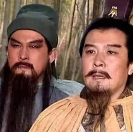 刘备让关羽守荆州的原因与影响