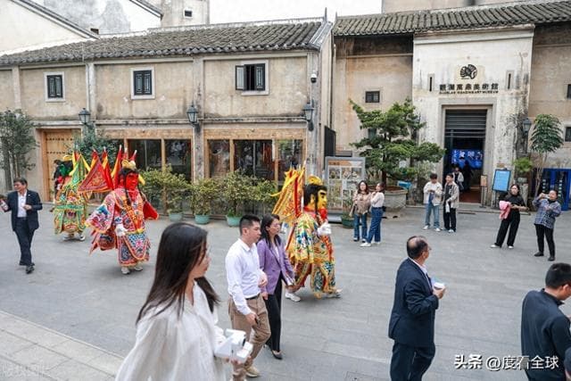 探秘深圳龙华观澜古墟：穿越时光的岭南风情！