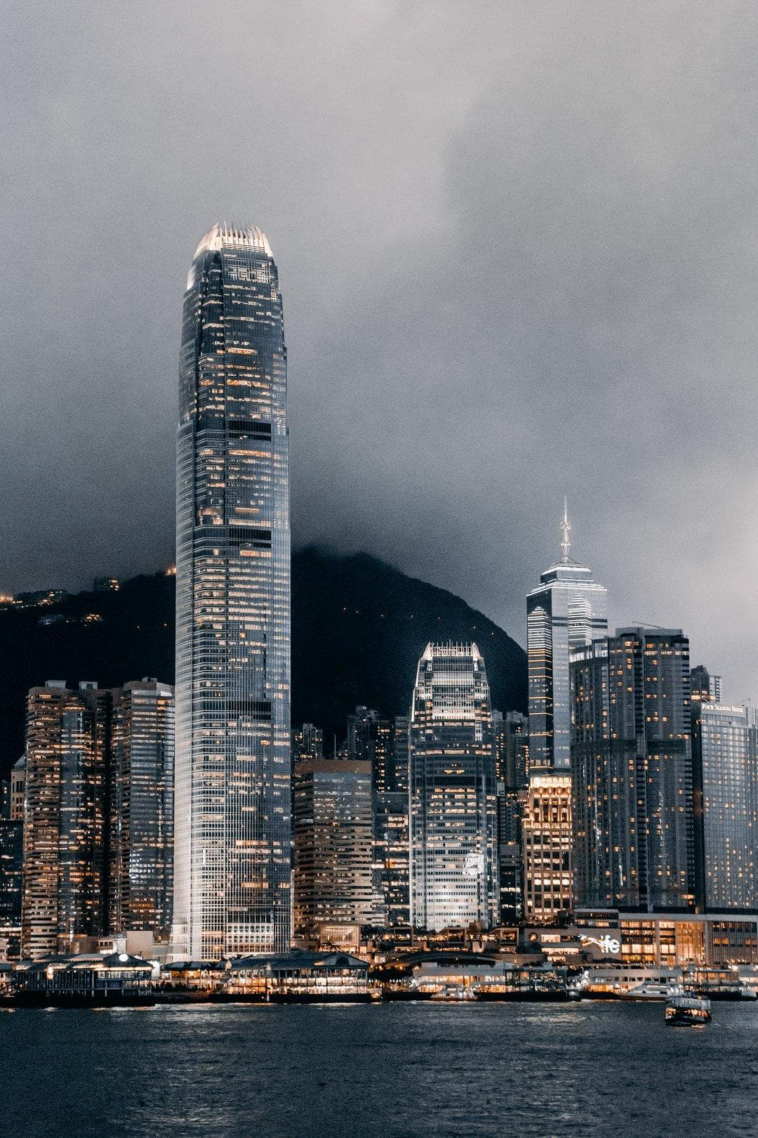 香港优才申请：英语水平是否有强制要求？