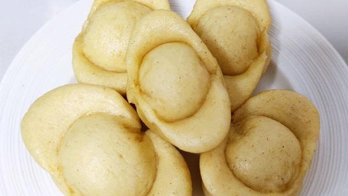 百变面食之玉米面元宝馒头