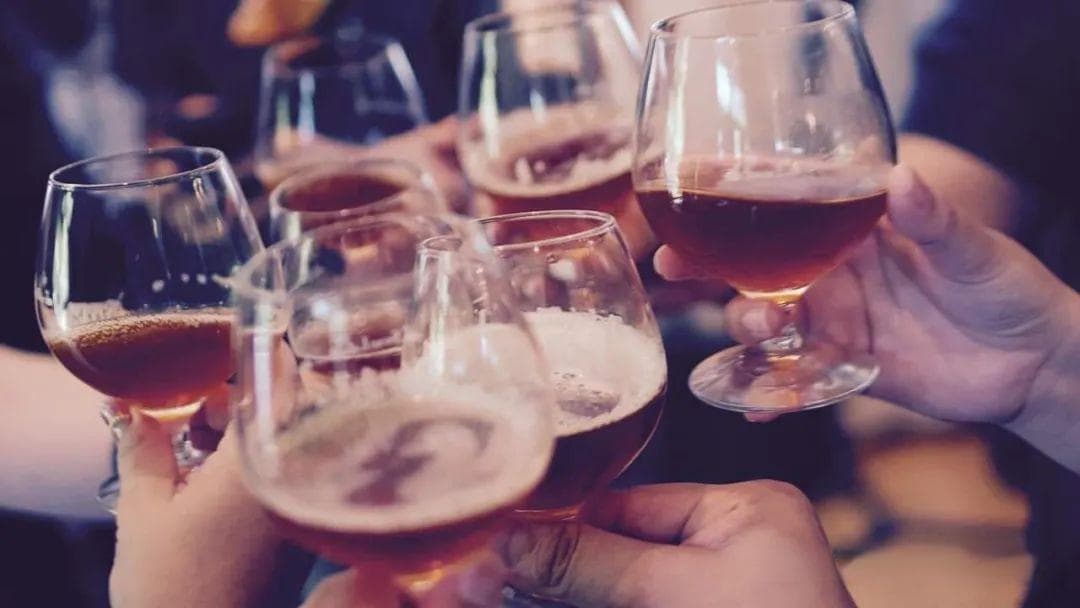 Hi，跨年夜你喝酒了吗？科学告诉你喝酒后大脑发生了什么