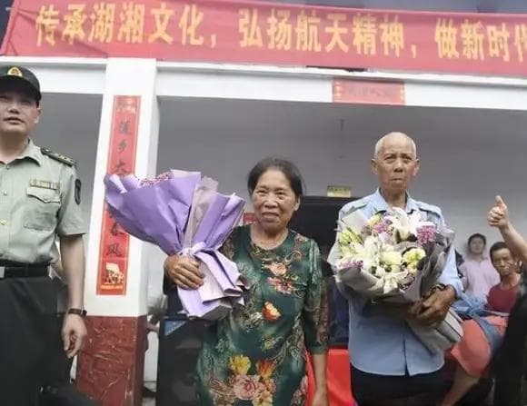 湖南“呀子”汤洪波：从农村娃到飞行员，他是重返“天宫”第一人