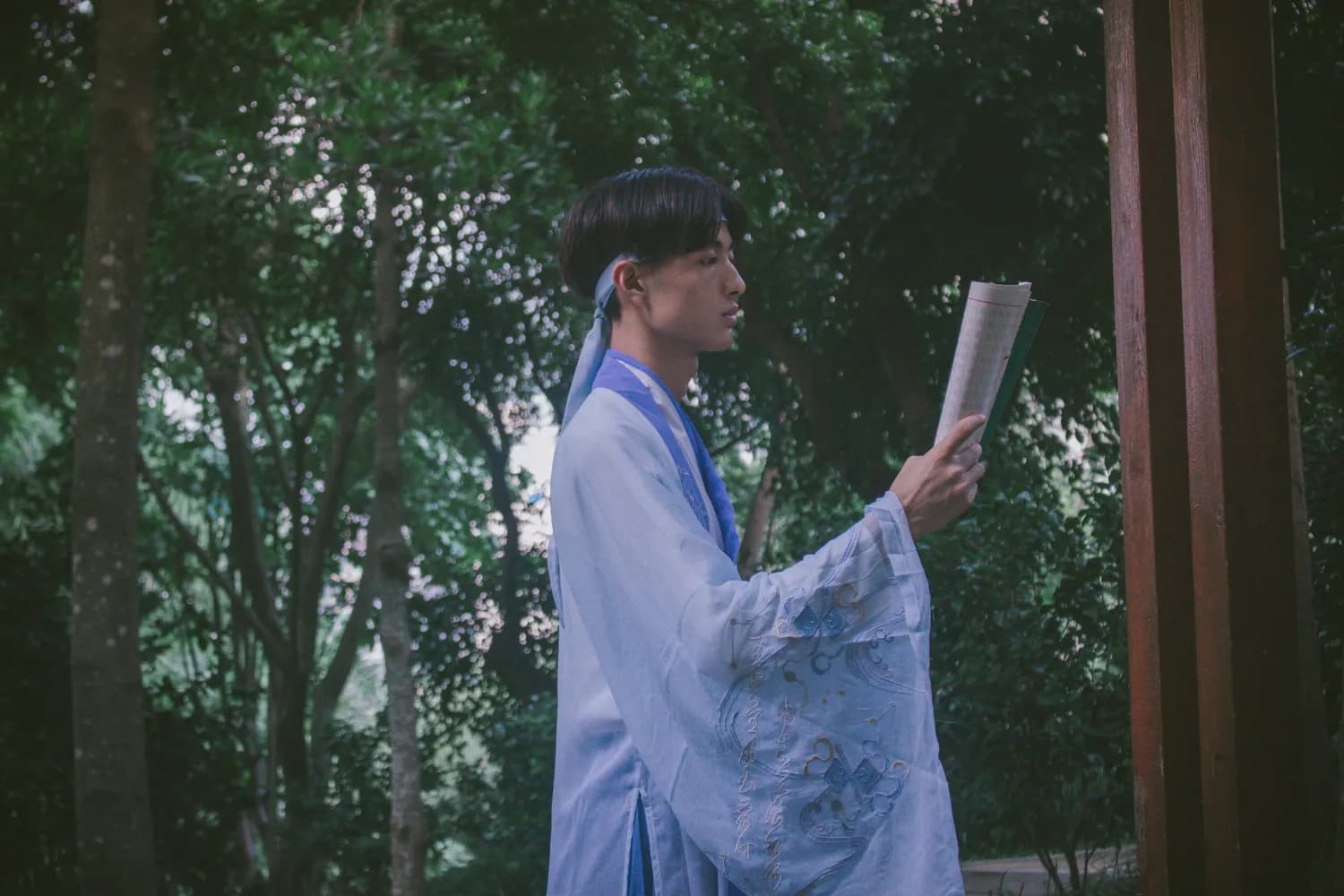 从《崂山道士》看现代人如何避免学习焦虑