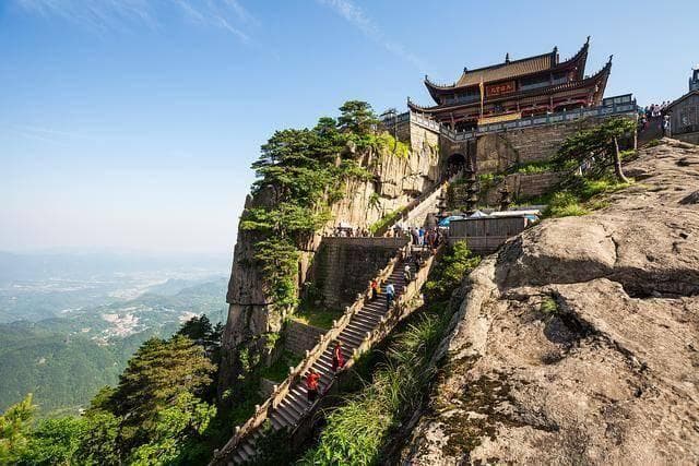 九华山旅游攻略三日游，尽享佛教名山风光
