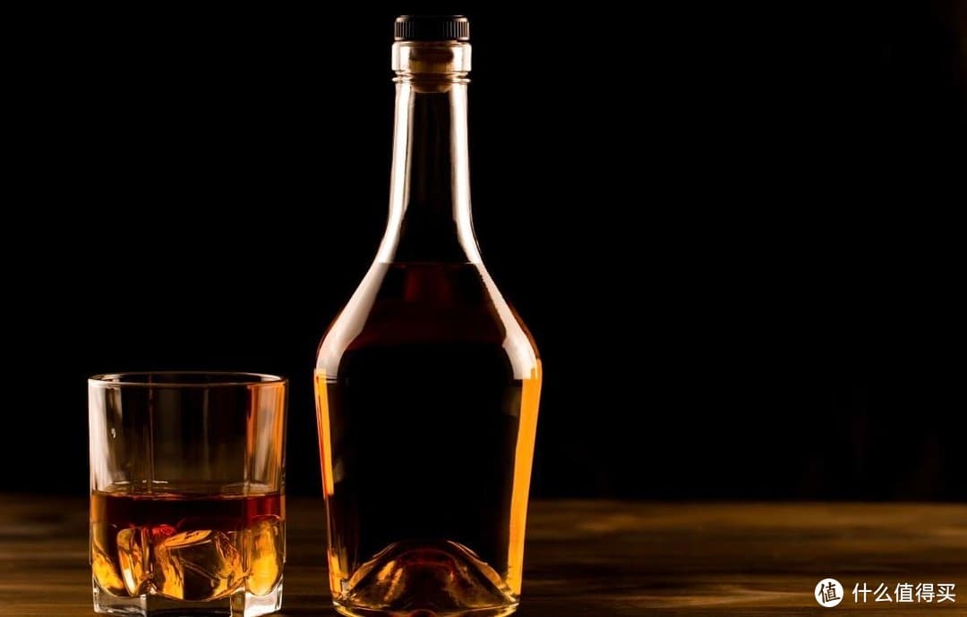 威士忌的九种调配方法：从纯饮到创意调制，总有一款适合你