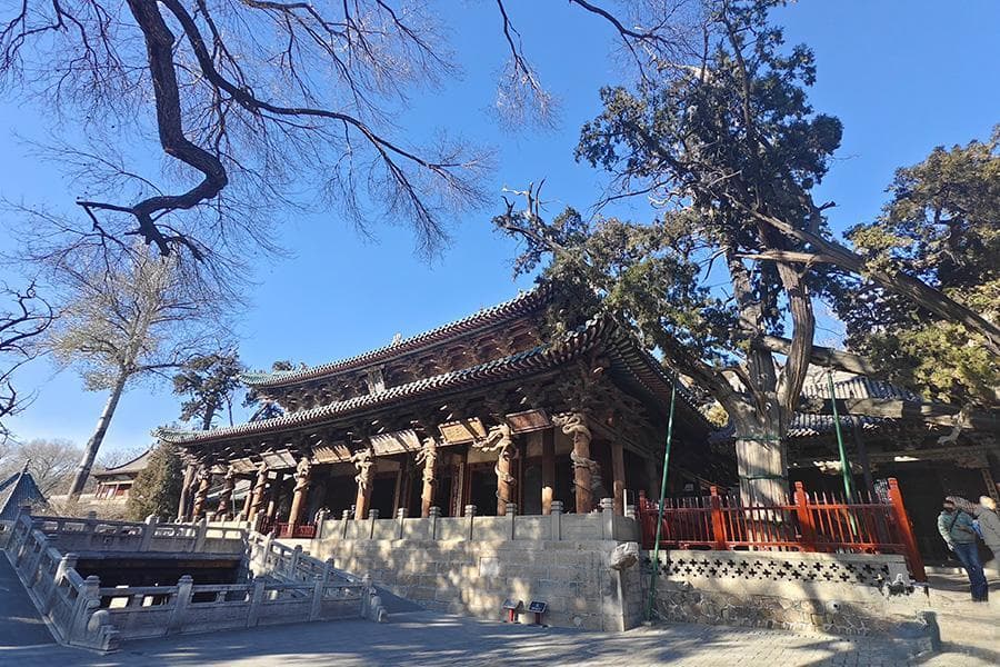 中国古建筑中的龙元素：吉祥象征与精湛工艺的完美融合