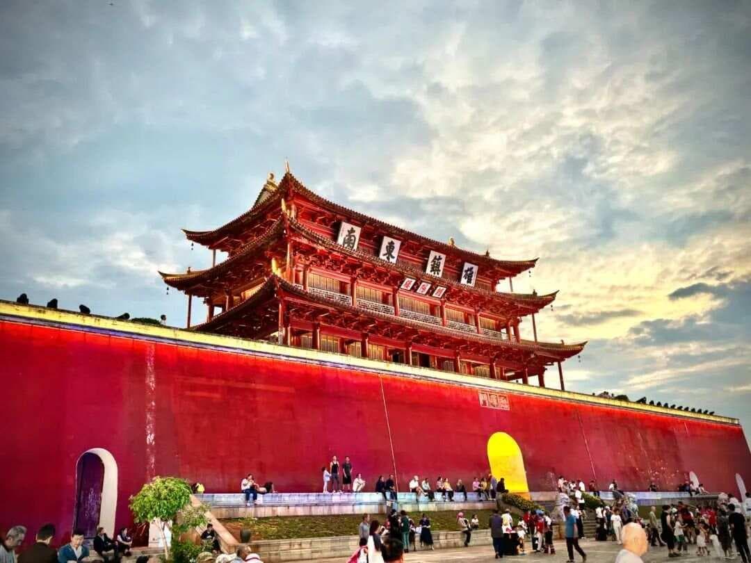 “雄镇东南” | 比天安门还早28年的建水朝阳楼