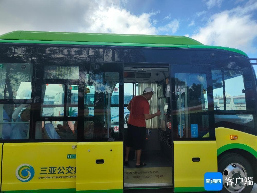 三亚海棠湾开通滨海巴士，串起16家酒店通达免税城