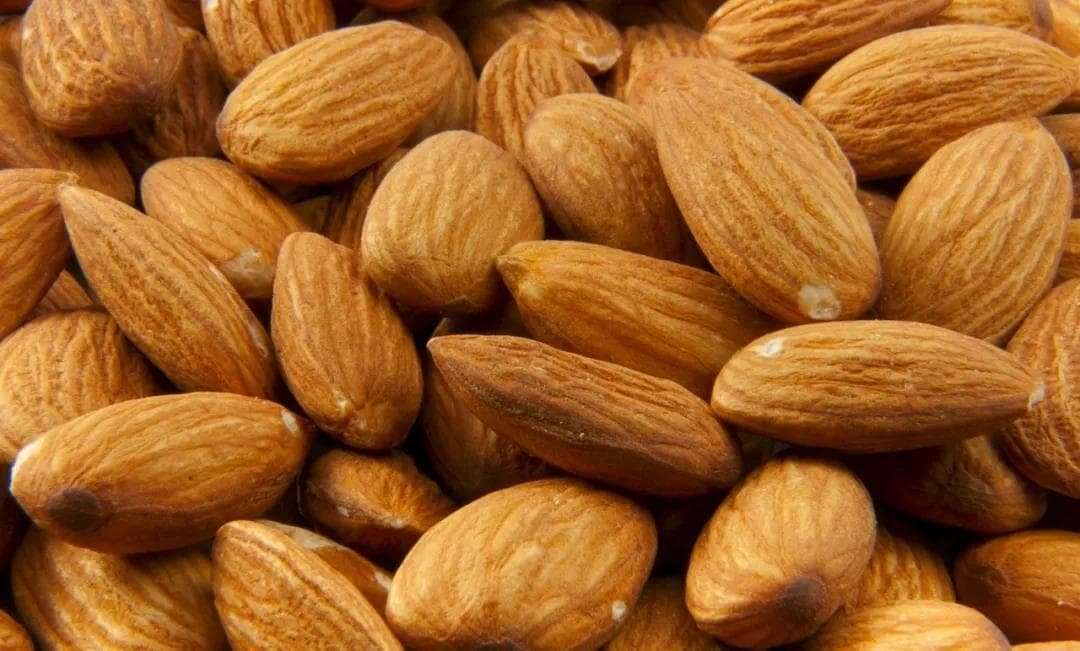 杏仁不仅止咳润肺，还是儿童零食的健康之选