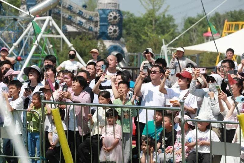 “19分钟可达大兴机场”！雄安新区吸引超110万游客，交通便利“立大功”