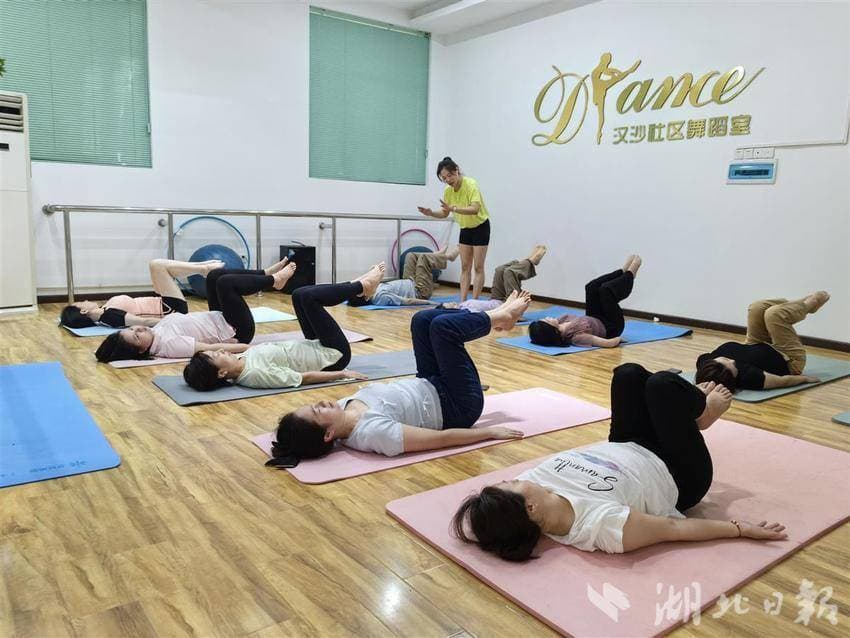 汉阳多所青年夜校、老年大学开课