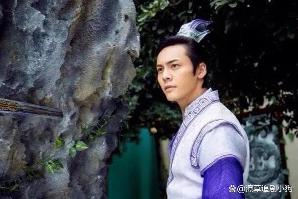 陈伟霆因《古剑奇谭》再登热搜，从香港歌手到内地演员的转型之路