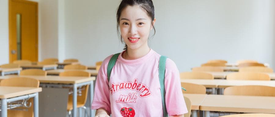 女生就业前景最好的十大热门专业：2025高考生必看的黄金赛道