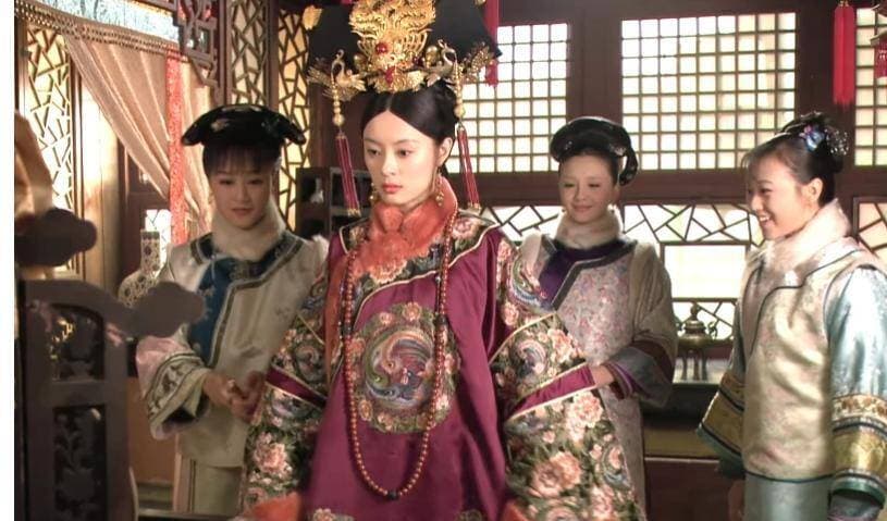 从权力巅峰到内心孤独：甄嬛的三段重要情感